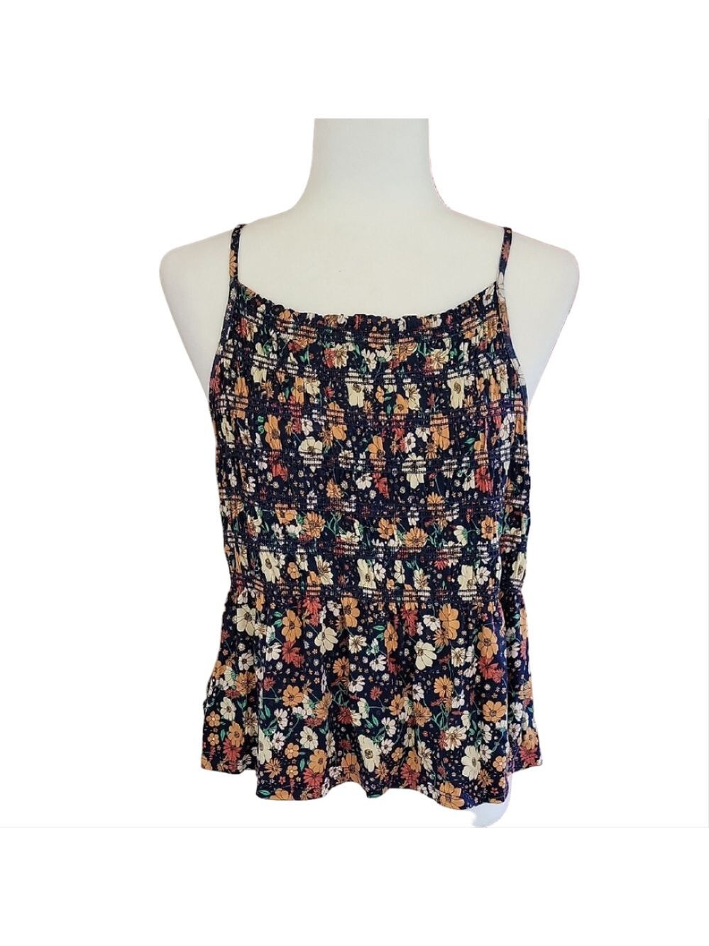SO Floral Smocked Women's Top Size XXL EUC